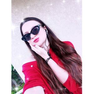 DreamyDiva2551