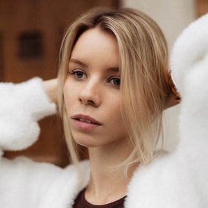 Захарова Катя