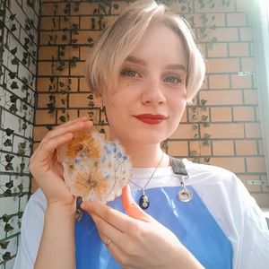 Мастерская смоляниста Юли