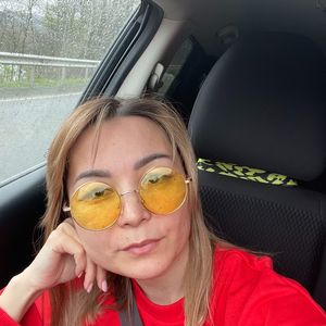 gel_lak_aygul